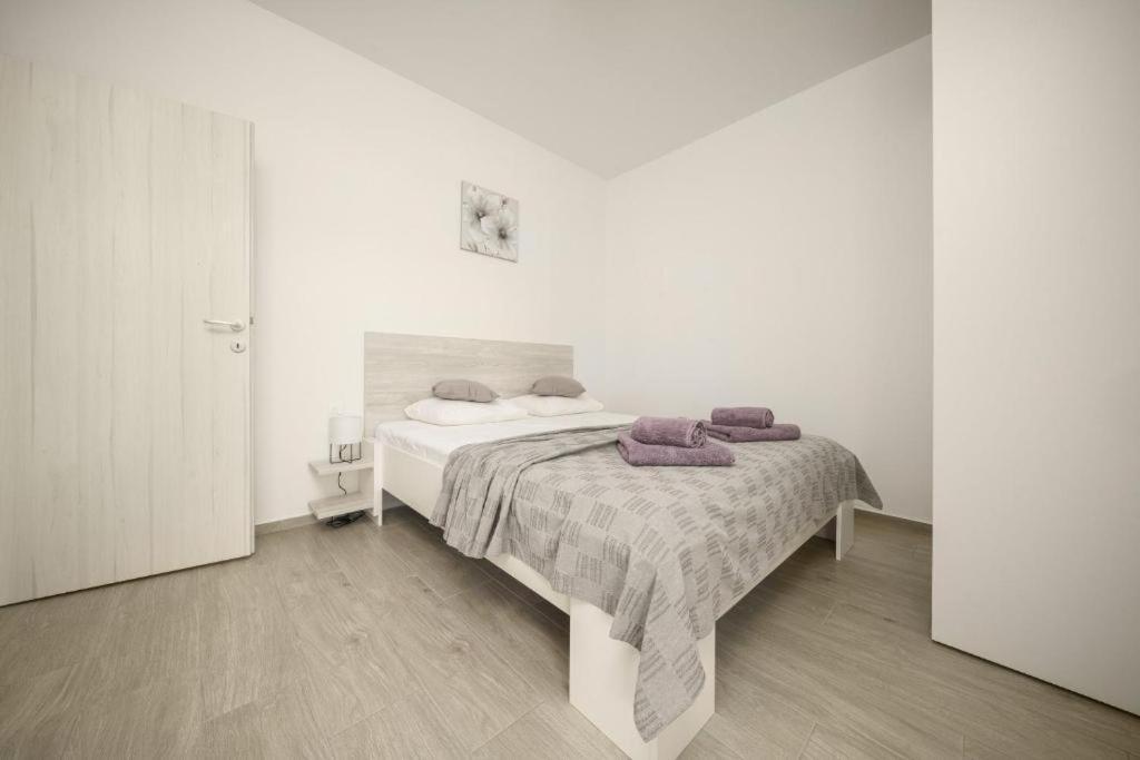Apartment Stefanio Водице Екстер'єр фото